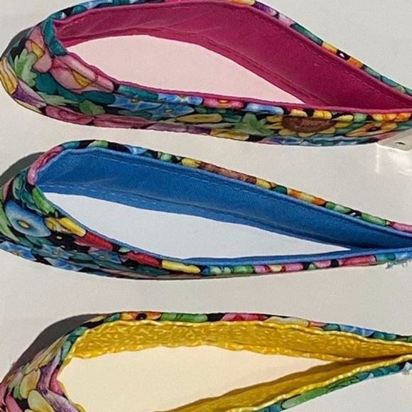 Choose 1 New Handmade Fabric Wristlet KeyChain Ring Fob Mary Engelbreit Floral - Picture 5 of 7